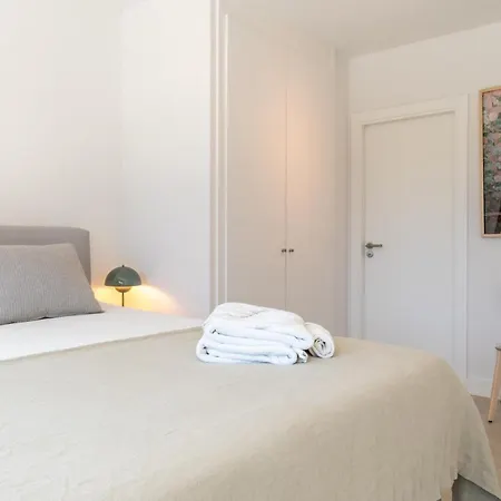 Eden Vista Duplex Apartment