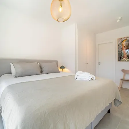 Eden Vista Duplex Apartment